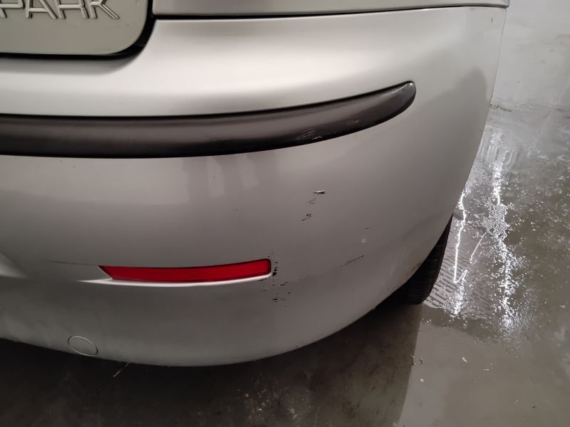 GuidiCar - ALFA ROMEO 147 147 - 1.6i 16V Twin Spark cat 5p. Distinctive